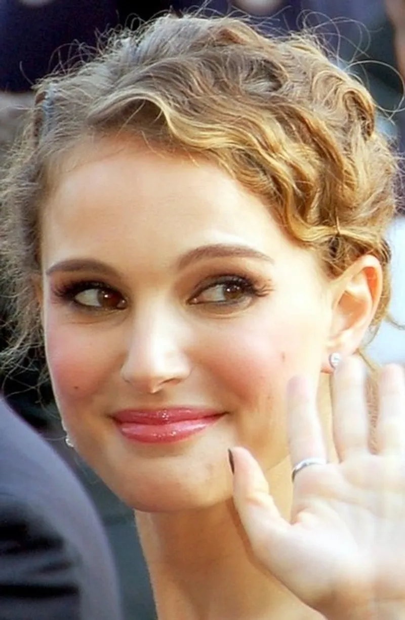 Natalie Portman – Acclaimed Actress and Filmmaker Natalie Portman, Academy Award-winning actress known for her versatile roles and contributions to cinema.