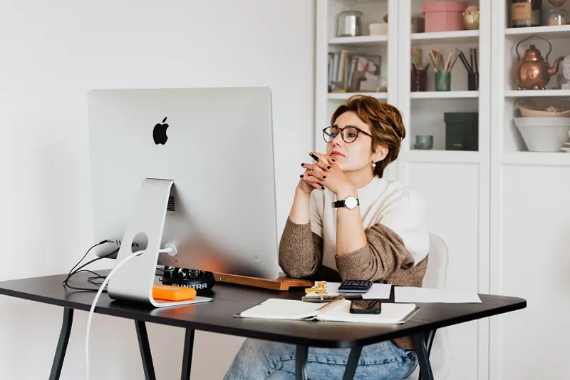 How to Start Your Own Virtual Assistant Business Comprehensive guide to starting your own virtual assistant business, including setup, skills, and client acquisition.